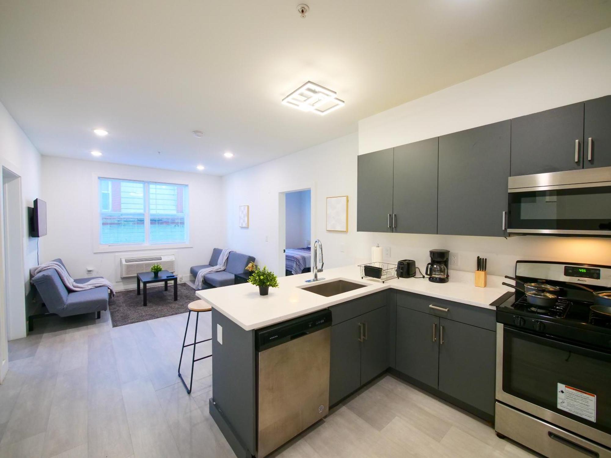 New Modern Serenity- 2Br Retreat Near New York City Bayonne Exterior photo